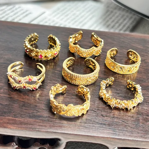 Französischer Vintage Vergoldeter Kupfer Offener Ring Für Damen Palast Stil Zirkonia Eingelegt Verstellbarer Mode Fingerring