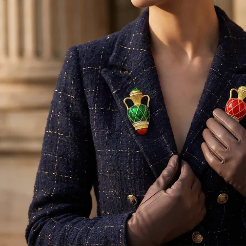 French Vintage Vase Brooch Luxury Zinc Alloy Enamel Rhinestone Lapel Pin For Women Men Banquet Party Suits Accessory Jewelry