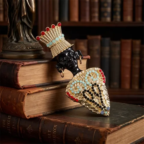 Broche Ethnique Chef de Tribu en Alliage pour Femmes Hommes Vintage Style Indien Strass Émail Épingle pour Vêtements Bijoux