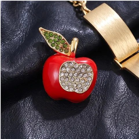 Sweet Red Apple Rhinestone Brooch For Women Exquisite Fruit Enamel Alloy Brooch Pin For Cardigan Clothing Accessories