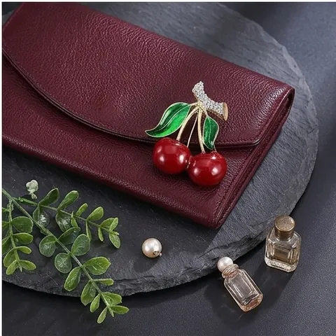 Elegant Alloy Drip Oil Enamel Cherry Brooch Rhinestone Fruit Design Fashion Corsage Pin Jewelry For Women Dress Accessory
