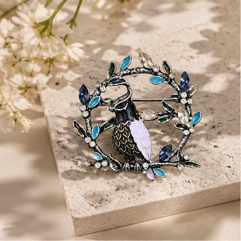 Vintage Legierung Vogel Kranz Brosche Pin Für Damen Exquisite Öl Gemalt Strass Tier Emaille Revers Pin Mode Schmuck