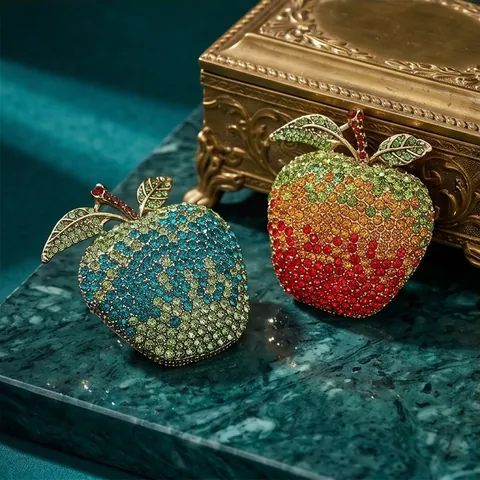 Luxurious Alloy Rhinestone Apple Brooch For Women Christmas Eve Gift Sparkling Fruit Inlaid Pin Jewelry Accessories