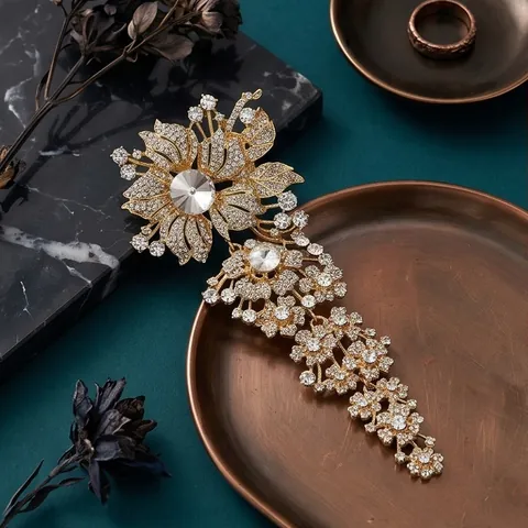 Luxus Lange Blumen Brosche Anhänger Für Damen Legierung Pave Strass Mode Schmuck Brustnadel Corsage Für Hochzeit Bankett Party Kleid Ornament Zubehör