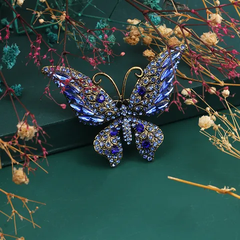 Vintage Legierung Schmetterling Brosche Pin Mit Blauen Strasssteinen Für Damen Anzug Mantel Revers Dekoration Retro Tierschmuck