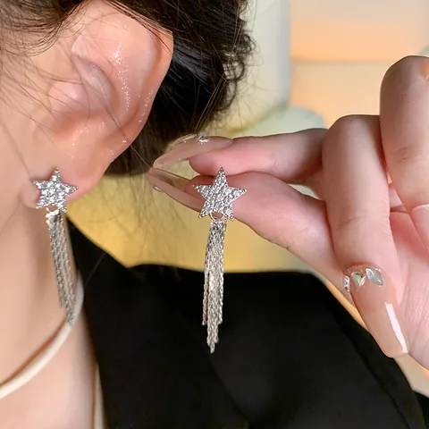 Vijfpuntige Ster Strass Kwastje Hangende Oorbellen Voor Vrouwen Elegante Verzilverde Legering Ster Oorbellen Mode Sieraden Cadeau