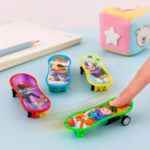 Miniatura Dedo Tracción Trasera Patinete Coche de Carreras Avión Juguetes Vehículos de Escritorio para Niños Fiesta Regalo Cumpleaños