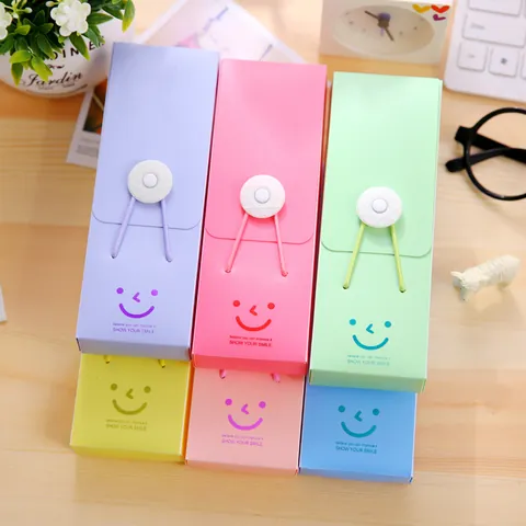 Estuche Para Lápices Creativo De Estilo Coreano Con Banda Elástica Caja De Papelería Portátil De Plástico Con Patrón De Sonrisa