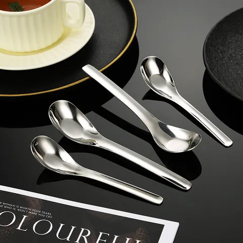 Cucchiaio da Zuppa Moderno in Acciaio Inossidabile Cucchiaio da Dessert Rotondo Profondo Ispessito Manico Lungo Stoviglie Argento