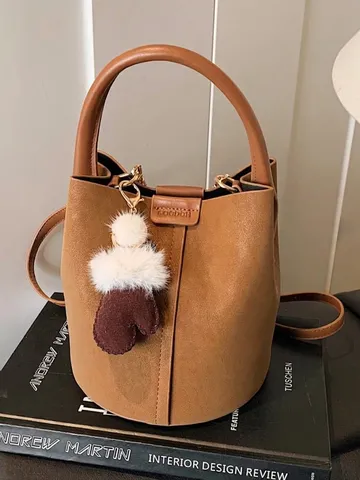 Vintage Damen Beuteltasche Hochwertiges Kunstleder Handtasche Urban Minimalist Nählinie Umhängetasche Mit Plüsch Anhänger