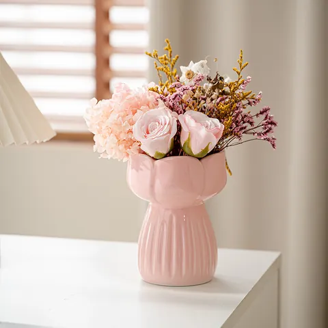 Tulip Shape Ceramic Vase Ribbed Flower Arrangement Pot Home Living Room Decor Luxurious Vintage Tabletop Ornament Vase Only