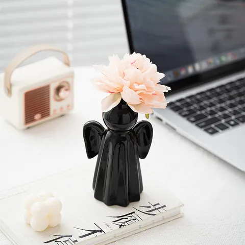Angel Ceramic Vase Modern Minimalist American Style Home Decor Crafts Ornament Artistic White Porcelain Tabletop Vase For Living Room