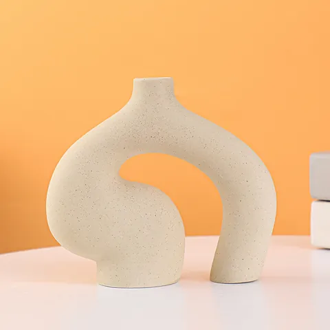 Minimalist Ceramic Vase Modern Geometric Hollow Flower Arrangement Pot Decorative Matte Vase For Living Room Home Decor
