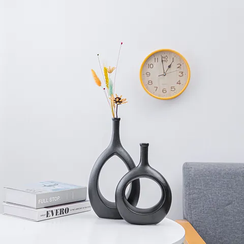 Modern Minimalist Ceramic Vase Nordic Hollow Geometric Design Matte Black Gold Silver Electroplated Vase For Home Decor