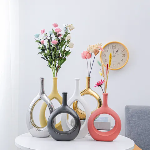 Modern Minimalist Ceramic Vase Nordic Hollow Geometric Design Matte Black Gold Silver Electroplated Vase For Home Decor