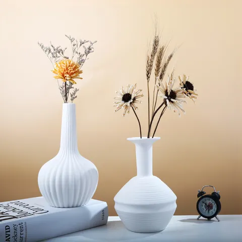 White Ceramic Vase Modern Minimalist Hand-Thrown Ribbed Flower Vase For Home Decor Living Room Centerpiece New Chinese Style Pottery