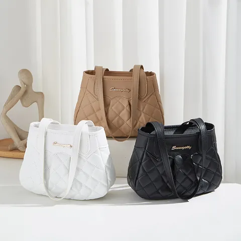 Damen Mode PU Leder Gesteppte Umhängetasche Urban Minimalistisch Kleine Quadratische Handtasche Freizeittasche