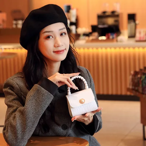 Women Mini Pearl Jelly Bag Crocodile Pattern Crossbody Handbag With Chain Strap Small Square Lipstick Bag
