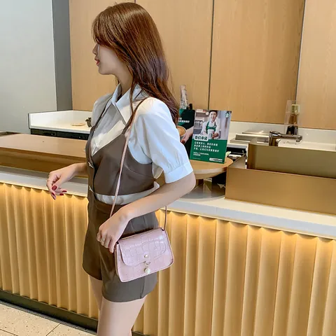 Women Stylish PU Leather Faux Crocodile Pattern Crossbody Bag Elegant Artificial Pearl Decor Small Square Shoulder Bag Casual Korean Style Messenger Bag