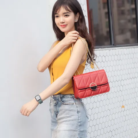 Borsa Quadrata con Patta in Pelle PU Trapuntata a Losanghe da Donna Borsa a Tracolla con Catena di Moda Classica Custodia per Telefono