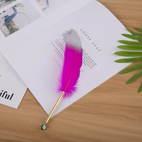 Bolígrafo de Pluma Dorada Retro Europeo Elegante Pluma de Escritura Metálica para Firma de Boda Regalo de Navidad Papelería Oficina Escuela