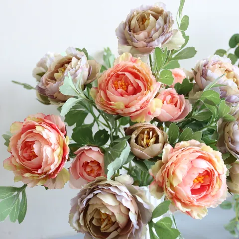Elegant Artificial Ranunculus Peony Flower Stem Fabric Peony With Bud For Home Decoration Wedding Party Classical Floral Arrangement