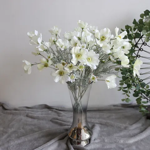 Stelo di Fiori Artificiali di Cosmos in Tessuto di Seta Nordica Finti Coreopsis per Cerimonia di Nozze Tavolo Casa Festa Decorazione Floreale Arrangiamento