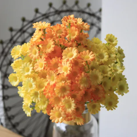 Artificial Satin Daisy Flowers Small Faux Daisy Bouquet For Home Decor Wedding Photography Props Pastoral Office Table Decoration