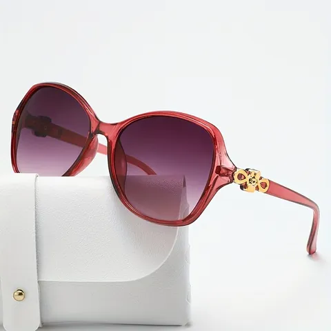 Women's Oversized Sunglasses Fashion Gradient Lens UV400 Protection Sunglasses Trendy Round Frame Eyewear With Flower Decor