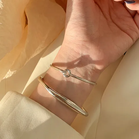 Bracelet Jonc Ouvert en Argent Sterling 925 pour Femmes Vintage Strass Perle Artificielle Charme de Cœur Bracelet Réglable Bijoux