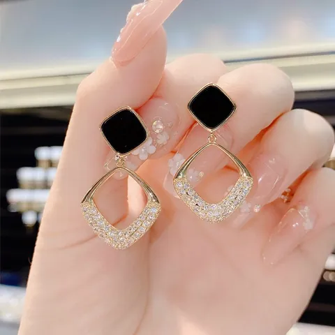 Geometric Rhombus Drop Earrings For Women Fashion Alloy Rhinestone Inlaid Gold Black Contrast Color High Sense Party Jewelry