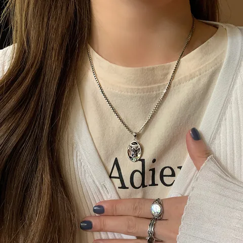Vintage Thais Verzilverd Engel Portret Ovaal Hanger Ketting Voor Vrouwen Koreaanse Minimalistische Hanger Zonder Ketting