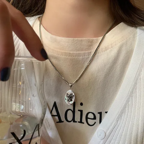 Vintage Thais Verzilverd Engel Portret Ovaal Hanger Ketting Voor Vrouwen Koreaanse Minimalistische Hanger Zonder Ketting