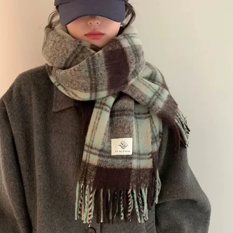 Polyester Karierter Schal Für Damen Winter Dick Warm Plaid Schal Wrap Mit Quasten Maillard Stil Gemütlicher Halswärmer