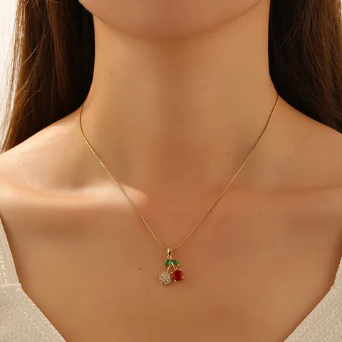Zoete Mode Rode Kers Hanger Halsketting Roestvrij Staal Koper Strass Ingelegde Sleutelbeenketting Sieraden Voor Dames