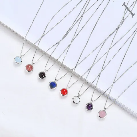 Minimalist Copper Strawberry Quartz Pendant Necklace Women Ins Korean Chic Geometric Gemstone Clavicle Chain Jewelry Gift