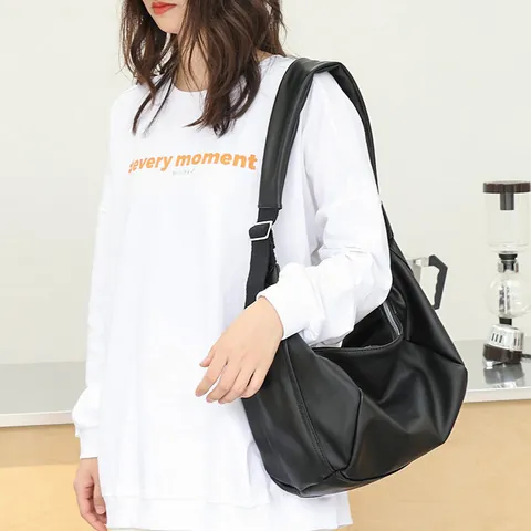 Women Korean Style Casual Pleated Dumpling Bag Vintage Soft PU Leather Crossbody Bag Fashion Hobo Shoulder Bag For Everyday