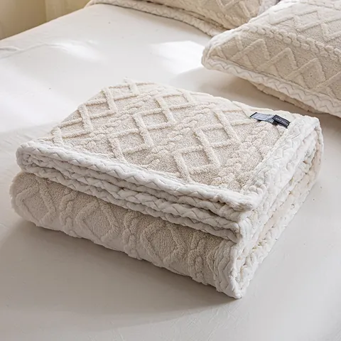Thickened Taffeta Velvet Blanket Soft Milk Velvet Throw For Office Bedding Solid Color Rhombus Textured Plush Warm Blanket Home Decor