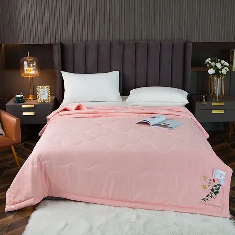 Cooling Summer Quilt With Mosquito Repellent Feature Feather Silk Cotton Thin Air Conditioning Blanket For Home Bedding