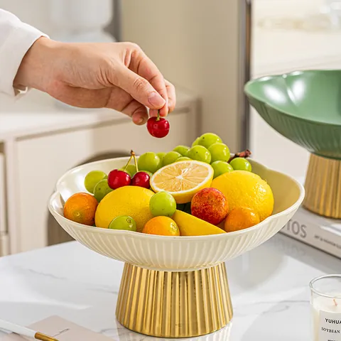 European Light Luxury Plum Blossom Ceramic Fruit Plate With Gold High Footed Base Modern Dessert Plate Home Decor Ornaments
