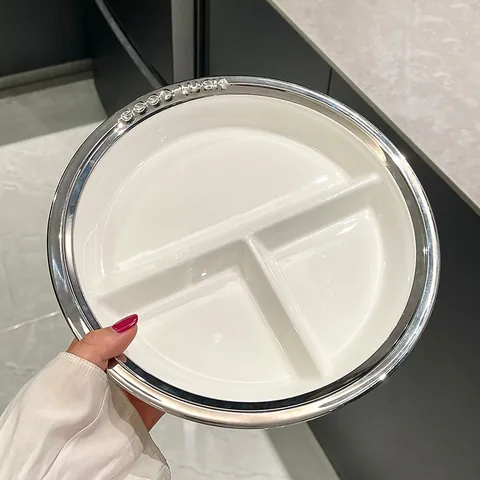 Moderner Minimalistischer Keramik 10-Zoll Geteilter Frühstücksteller 3 Fächer Silberner Galvanisierter Rand Good Luck Relief Geschirr