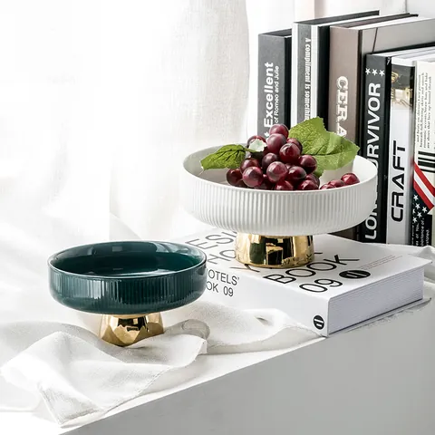 European Style Luxury Ceramic Fruit Plate With Golden Footed Base Modern Striped Snack Bowl For Living Room Kitchen Home Decor