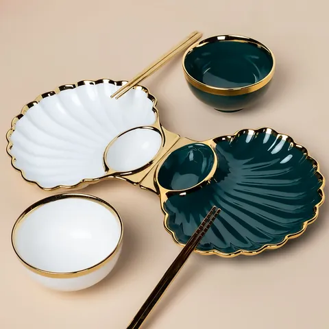 Assiette à Raviolis en Céramique Nordique Avec Compartiment à Sauce Bordure Dorée Forme de Coquille Élégante Vaisselle Assiette de Dîner Couleur Unie