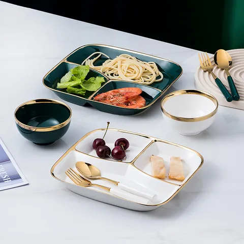 Nordischer Goldrand Keramik Geteilter Speiseteller Portionskontrolle Tablett Weißer Keramikteller Mit Schüssel Und Besteck