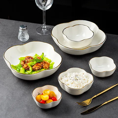 Bol en Céramique en Forme de Pétale Avec Bordure Dorée Bol à Dessert de Luxe en Porcelaine Blanche Bol de Service à Salade de Fruits Pour Maison Cuisine Fête