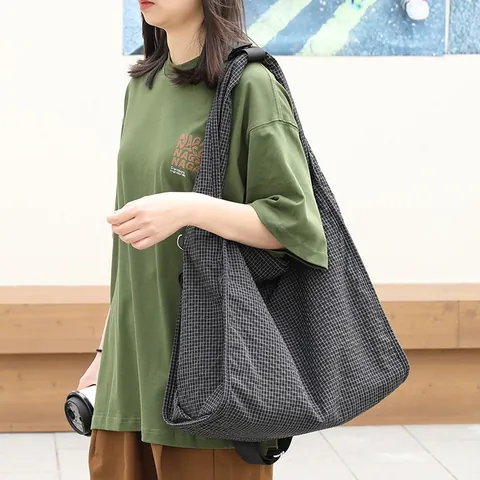 Women Large Plaid Tote Bag Casual Nylon Shoulder Bag Contrast Color Crossbody Bag For Everyday Work School Streetwear Handbag
