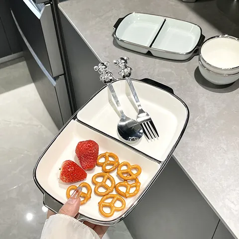 Assiette Divisée en Céramique Minimaliste Bord Argenté Porcelaine Double Compartiment Plat de Service Régime Repas Sain Fitness Ménage Cuisine
