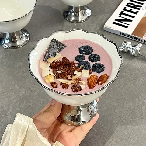 Nordic Ceramic Dessert Bowl Silver Edge Petal Shape High Foot Ice Cream Cup Yogurt Bowl For Home Afternoon Tea Decorative Snack Bowl