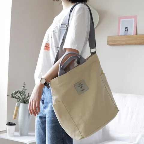 Korean Casual Canvas Shoulder Bag Large Capacity Crossbody Handbag Minimalist Women Artistic Letter Patch Tote Bag Travel
