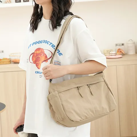 Japanische Lässige Nylon Umhängetasche Für Damen Einfache Einfarbige Multi Pocket Crossbody Tasche Leichte Schultertasche